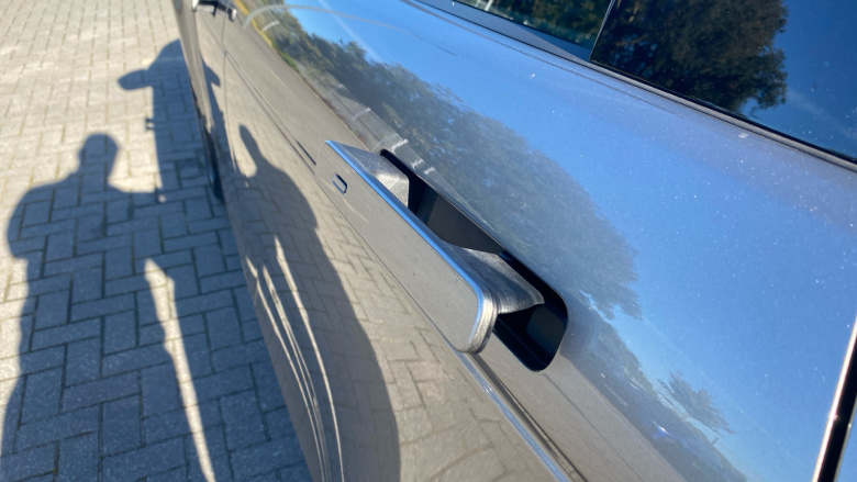 Land Rover Range Rover Evoque 2.0 D200 R-Dynamic SE 5dr Auto Diesel Hatchback